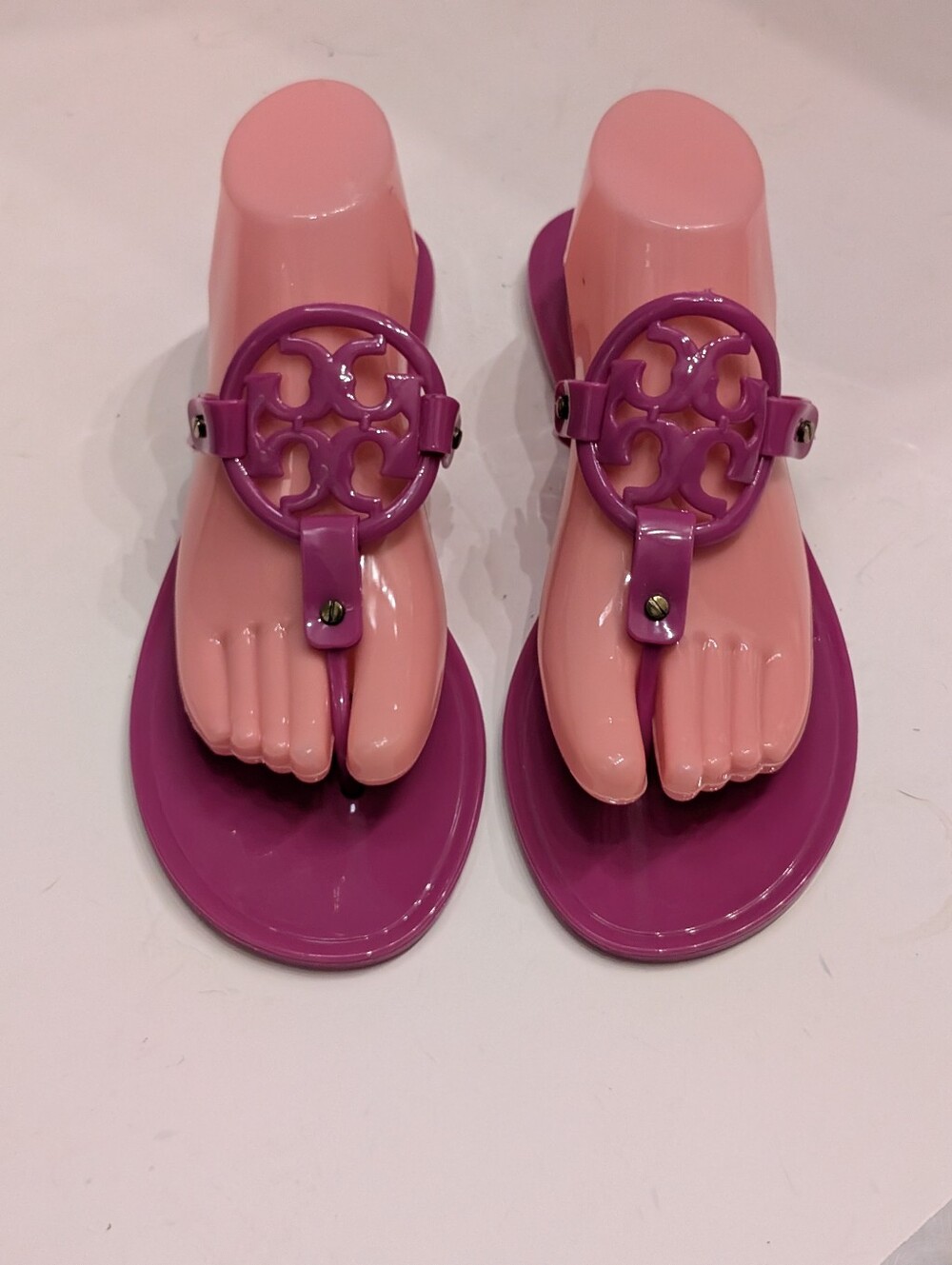 Tory Burch Women's 11 Miller Jelly Thong Sandals Purple Logo